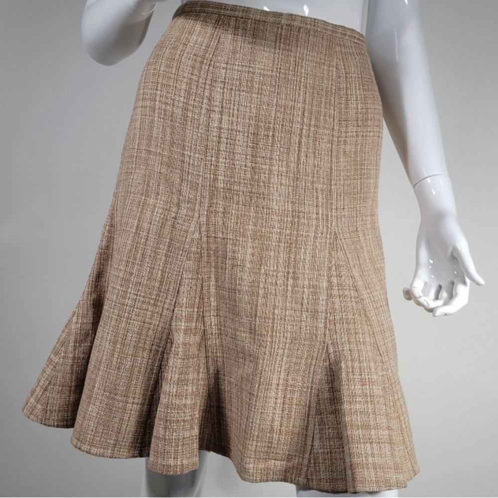 BCBG MAXAZRIA - FIT & FLARE SILK SKIRT -SIZE 6